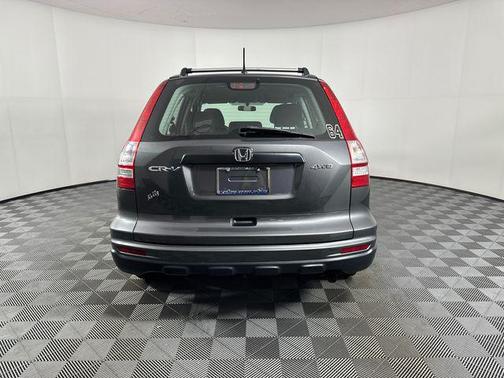 Urban Titanium Metallic 2011 Honda CR-V LX
