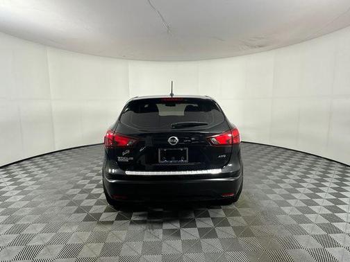 Magnetic Black 2018 Nissan Rogue Sport S