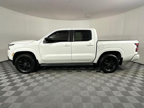 Glacier White 2023 Nissan Frontier SV