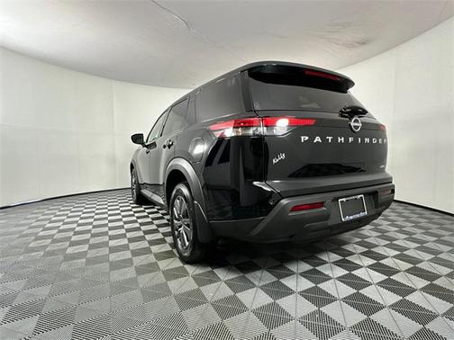 2025 Nissan Pathfinder S 4WD