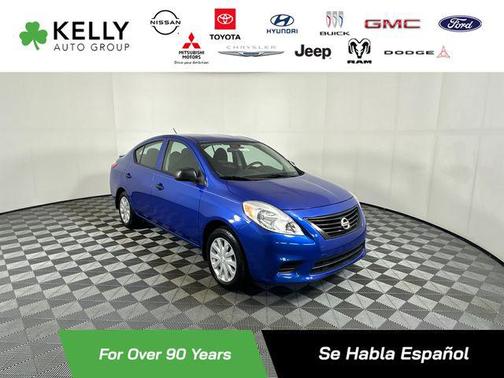 Metallic Blue 2014 Nissan Versa 1.6 S+