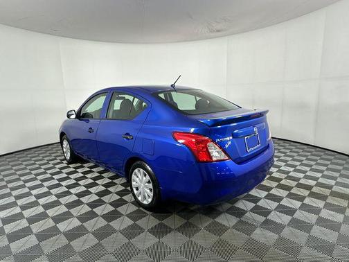 Metallic Blue 2014 Nissan Versa 1.6 S+