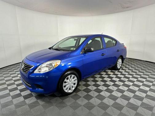 Metallic Blue 2014 Nissan Versa 1.6 S+
