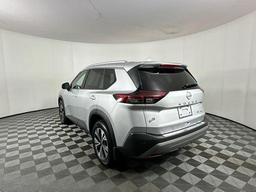 Brilliant Silver Metallic 2023 Nissan Rogue SV
