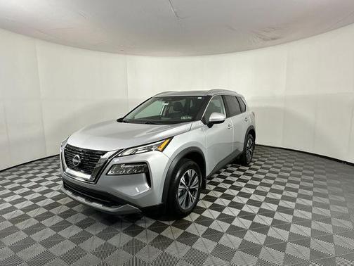 Brilliant Silver Metallic 2023 Nissan Rogue SV