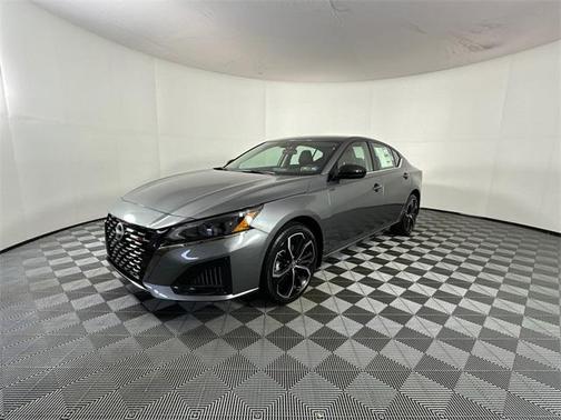 2025 Nissan Altima SR AWD