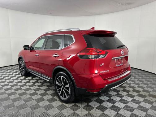 Palatial Ruby 2017 Nissan Rogue Platinum