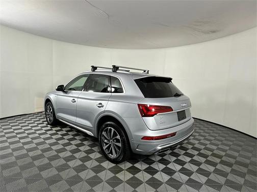 2022 Audi Q5 45 S line Prestige