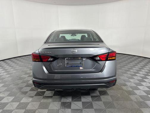 Gun Metallic 2023 Nissan Altima S FWD
