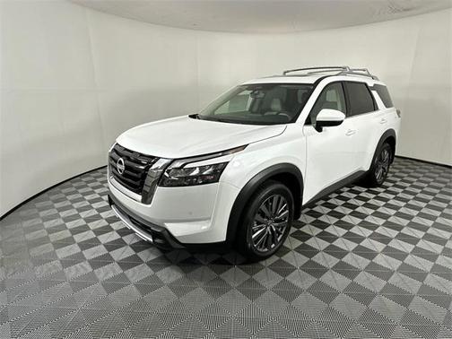 2025 Nissan Pathfinder SL 4WD