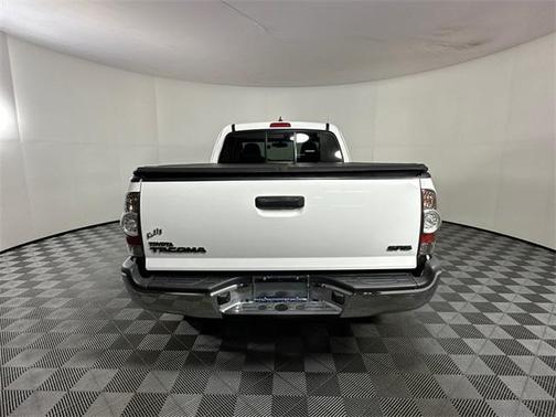 2015 Toyota Tacoma Base