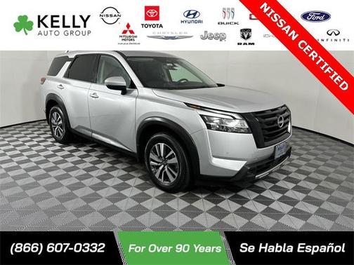 2023 Nissan Pathfinder SL 4WD