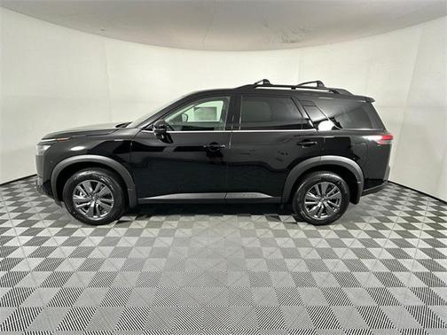 2025 Nissan Pathfinder SV 4WD