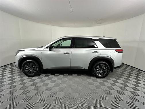 2024 Nissan Pathfinder S 4WD