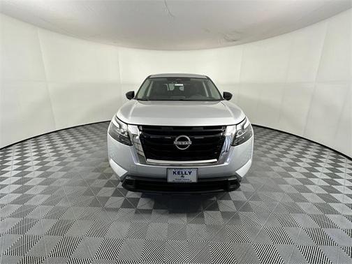 2024 Nissan Pathfinder S 4WD