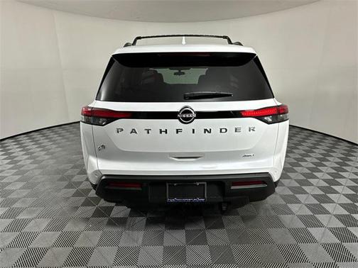 2025 Nissan Pathfinder SV 4WD