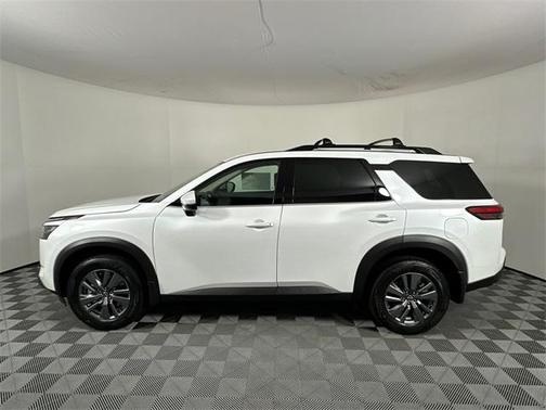 2025 Nissan Pathfinder SV 4WD