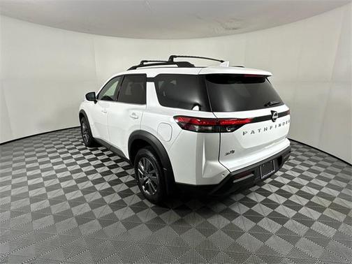 2025 Nissan Pathfinder SV 4WD