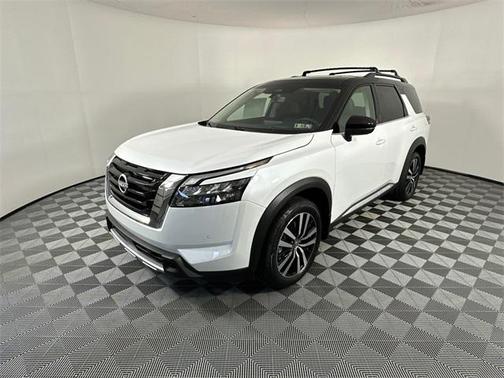 2025 Nissan Pathfinder Platinum 4WD