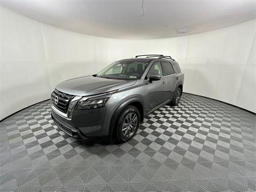 2025 Nissan Pathfinder SV 4WD