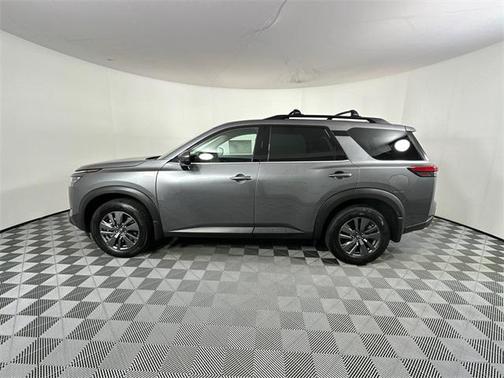 2025 Nissan Pathfinder SV 4WD