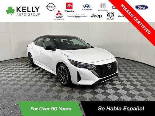 Aspen White Tricoat/Super Black 2024 Nissan Sentra SR