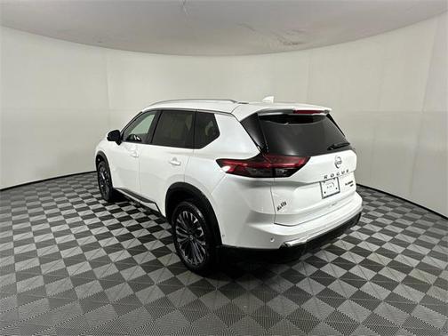2024 Nissan Rogue Platinum