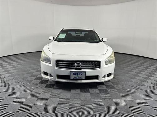 2010 Nissan Maxima SV