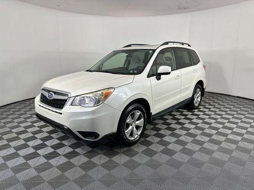 Satin White Pearl 2015 Subaru Forester 2.5i Premium