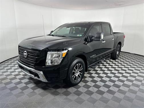2021 Nissan Titan SV
