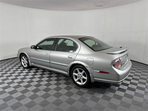 2003 Nissan Maxima SE