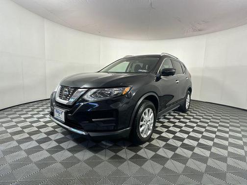 Magnetic Black Pearl 2019 Nissan Rogue SV