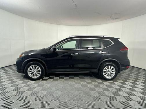Magnetic Black Pearl 2019 Nissan Rogue SV
