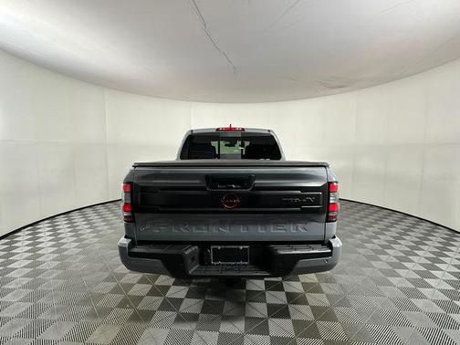 Boulder Gray Pearl 2026 Nissan Frontier PRO-4X