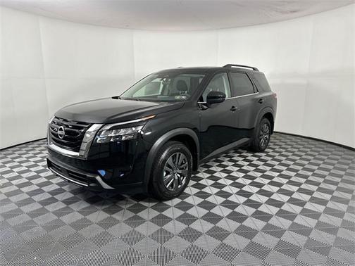 2025 Nissan Pathfinder SV 4WD