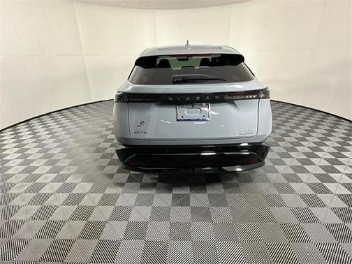 2025 Nissan ARIYA EVOLVE+