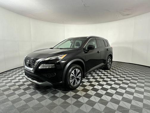 Super Black 2022 Nissan Rogue SV
