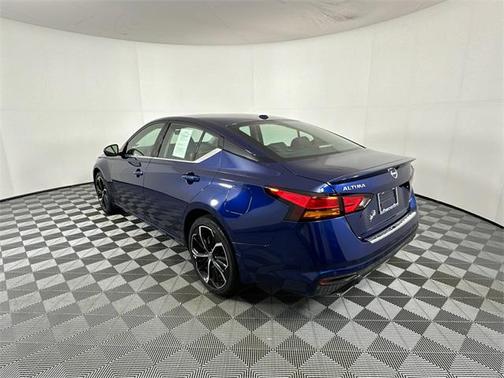 2023 Nissan Altima SR Intelligent AWD