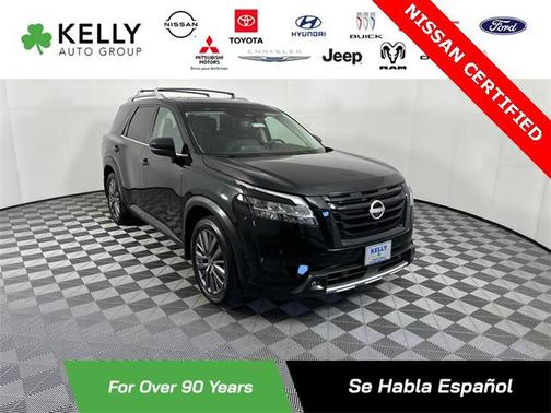 2023 Nissan Pathfinder SL 4WD