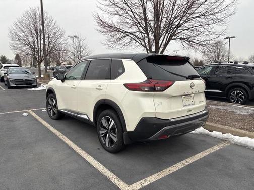 2023 Nissan Rogue SL