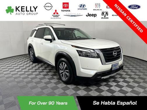 Pearl White Tricoat 2023 Nissan Pathfinder SL 4WD