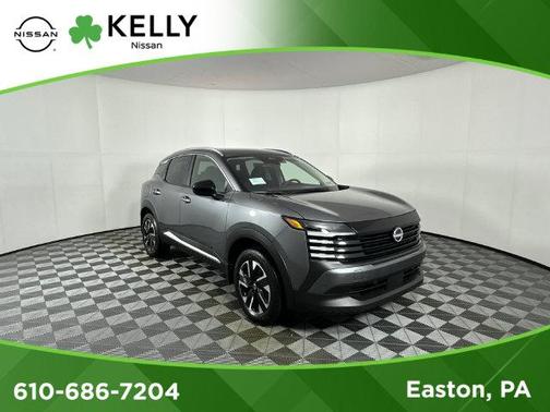 Gun Metallic 2027 Nissan Kicks SV