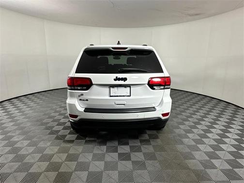 2019 Jeep Grand Cherokee Upland