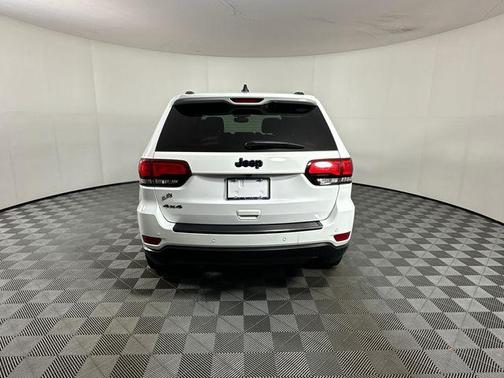 2019 Jeep Grand Cherokee Upland