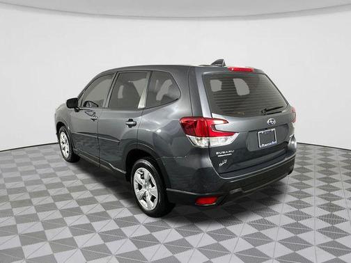 Magnetite Gray Metallic 2022 Subaru Forester Base