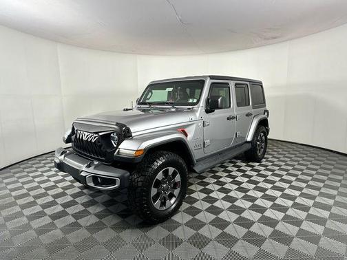 Billet Silver Metallic Clearcoat 2018 Jeep Wrangler Unlimited Sahara