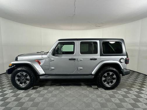 Billet Silver Metallic Clearcoat 2018 Jeep Wrangler Unlimited Sahara