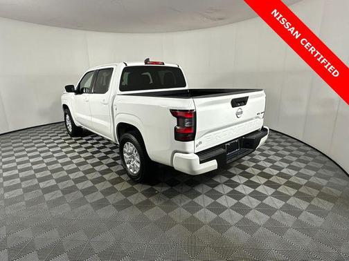 Glacier White 2023 Nissan Frontier SV