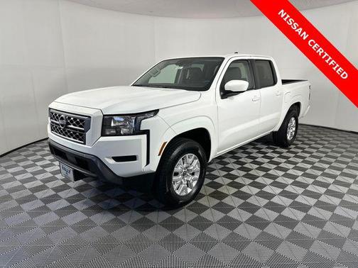 Glacier White 2023 Nissan Frontier SV