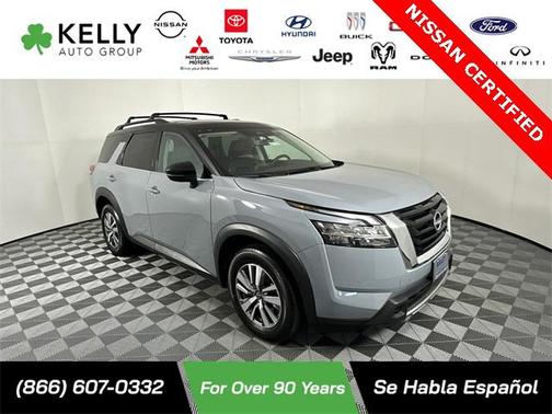 2023 Nissan Pathfinder SL 4WD